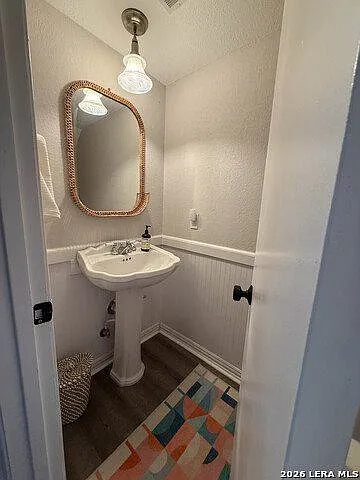 8505 Spring Valley Dr — Photo 20