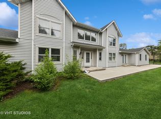 16W368 Hillside Ln, Burr Ridge, IL 60527