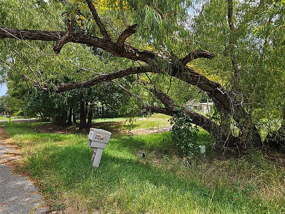 5th image of 23891 Stanart Rd