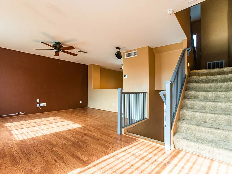 305 S Wilson St #102 — Photo 18