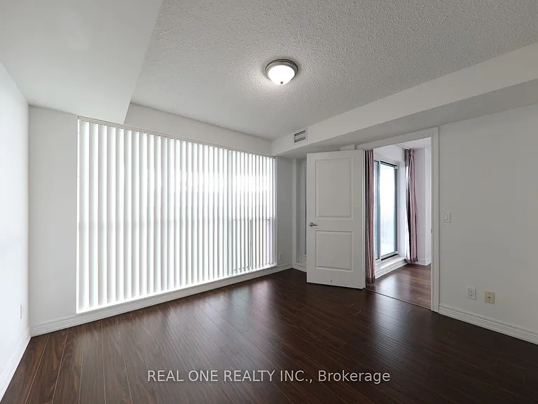 50 Town Centre Ct #1502 — Photo 6