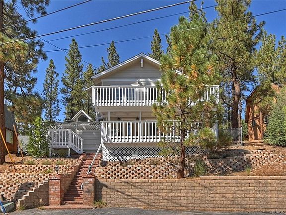 3rd image of 42668 Alta Vista Ave