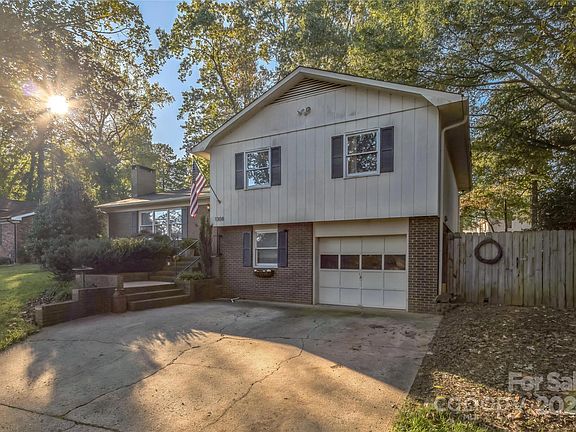 3rd image of 1308 Belle Ave