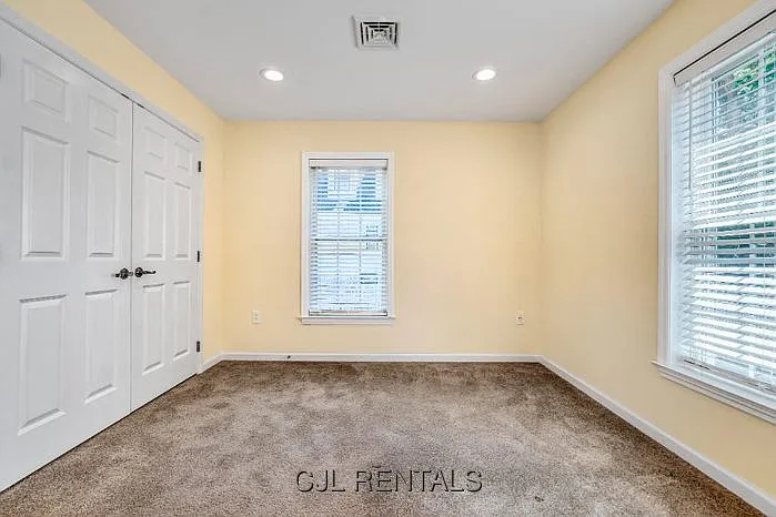18 Grant Rd — Photo 11