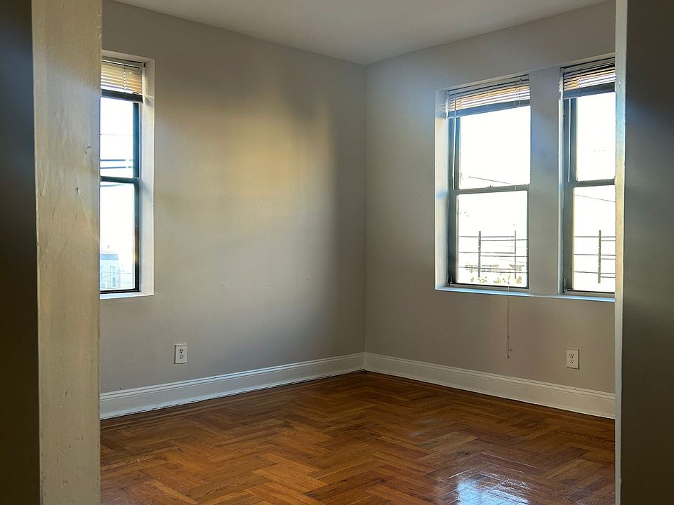 1st image of 5307 Palisade Ave #34
