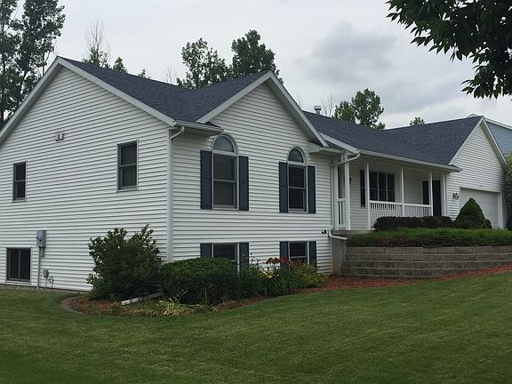 2nd image of 6927 Petersen Valley Dr NE