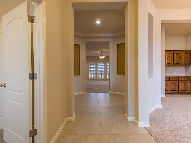 165 Lady Bird Ln — Photo 1