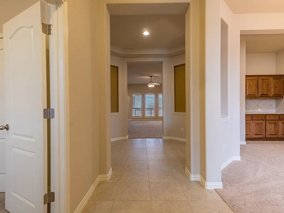 165 Lady Bird Ln