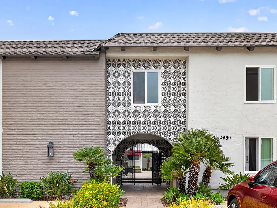 Casa Grande Apartments