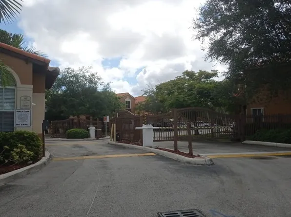 15248sw31st St, Miami, FL 33185