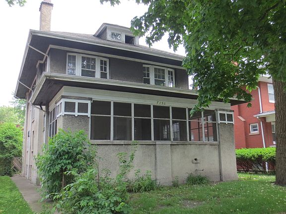 2nd image of 7151 S Crandon Ave
