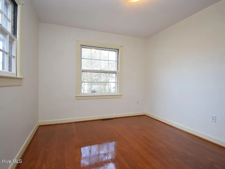 482 Snow Hill St — Photo 11