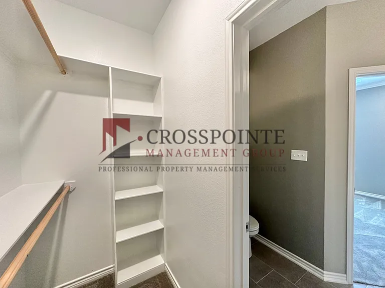 3 Bedroom 2.5 Bathroom Townhomes At Villa Rosa! Now Offering 1/2 Off First Full Months Rent! — Photo 26