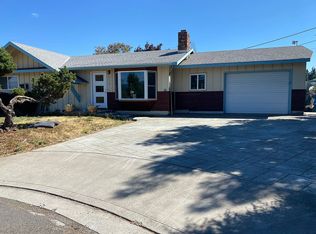 919 Cherry Ct, Hood River, OR 97031