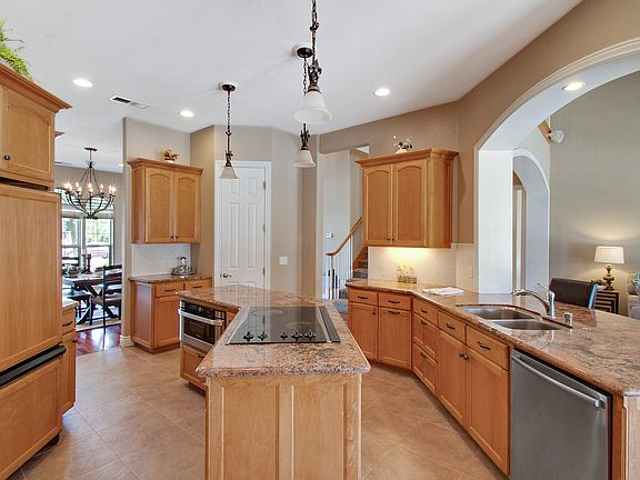 3rd image of 2088 N Castle Dr