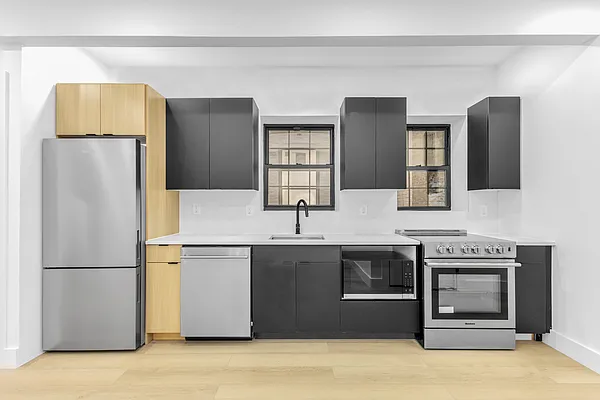 Rented by REAL New York | media 13