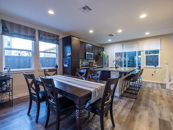 4th image of 1290 Marille Ln