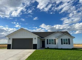 8509 Dusty Maiden Dr, Pasco, WA 99301