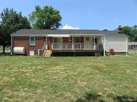 4th image of 7976 Meadow Dr