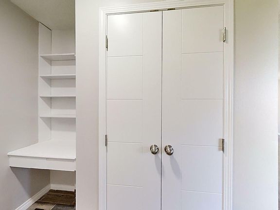3rd image of 6207 17th Ave NW