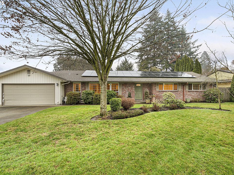 1st image of 809 Manzanita Way