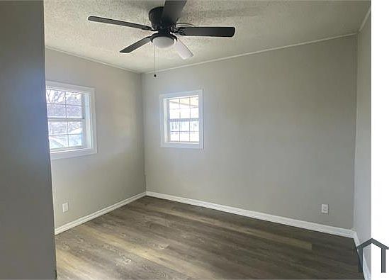 5th image of 3012 39th St