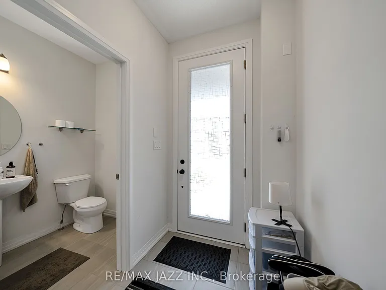 16 Klein Way — Photo 5