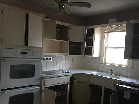 4th image of 611 Binkley Ave