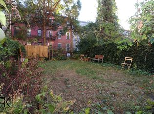 106 Greenpoint Ave #1LEFT, Brooklyn, NY 11222