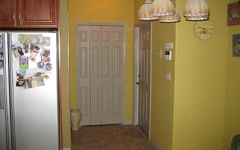3rd image of 707 Glen Mar Ct