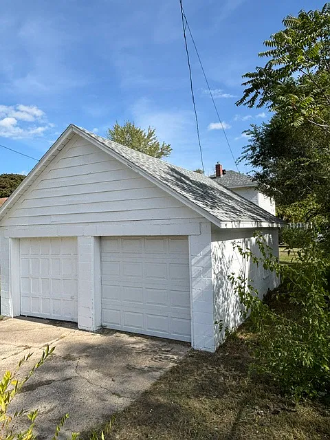 3 bed, 1056 sqft, $1,200 — Photo 3
