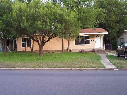 1st image of 206 E PALFREY DR