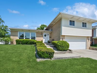 15321 Oak Rd, Oak Forest, IL, 60452