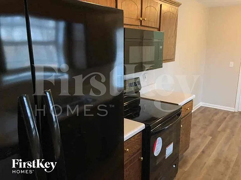 82 Broadlands Dr — Photo 5