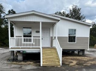 27418 W 3rd Ave, Hilliard, FL 32046