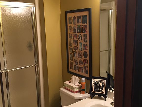 3rd image of 2288 Sherwood Ct