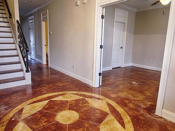 2nd image of 1383 Gallery Walk Dr