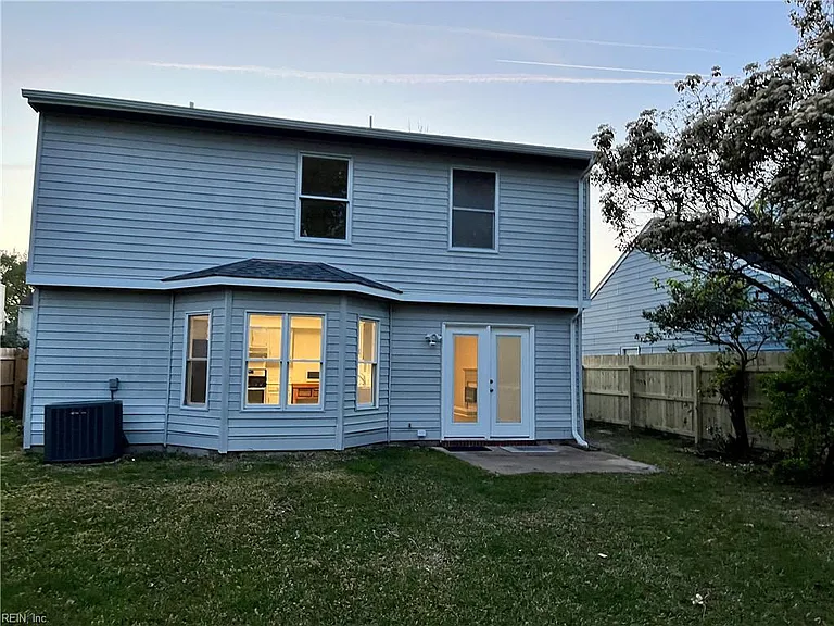 2052 Manassas Run — Photo 11