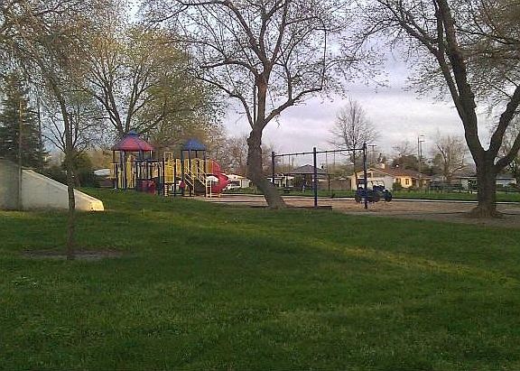 park right nearby