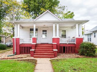 710 E Monroe St, Bloomington, IL 61701