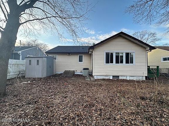 2nd image of 28 Fairfield Avenue
