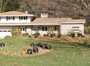 2744 Sandra Ter, SAINT JOSEPH, MI 49085
