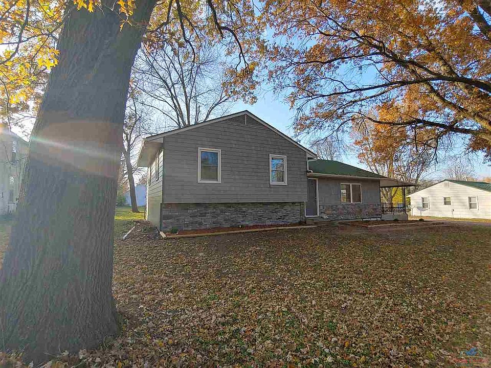 802 S Walnut St, La Monte, MO 65337 Zillow