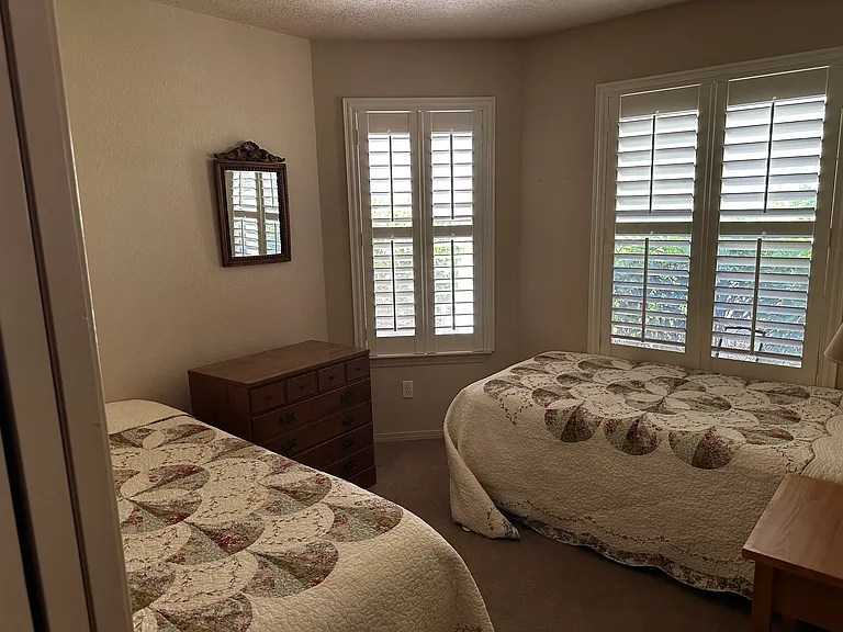 11201 Malaguena Ln NE — Photo 11