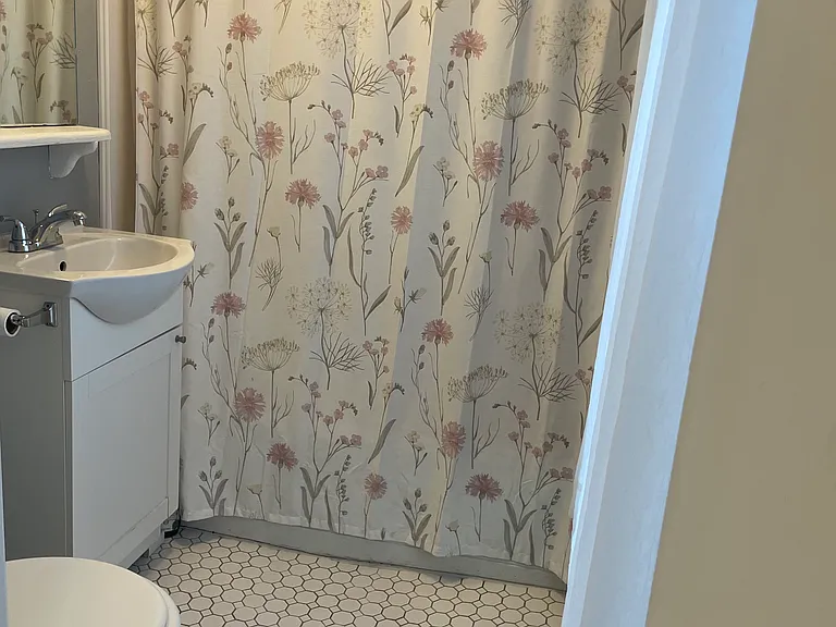 99 Main St #4 — Photo 10