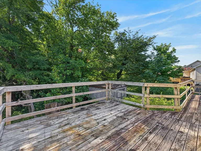727 Acorn Dr — Photo 22