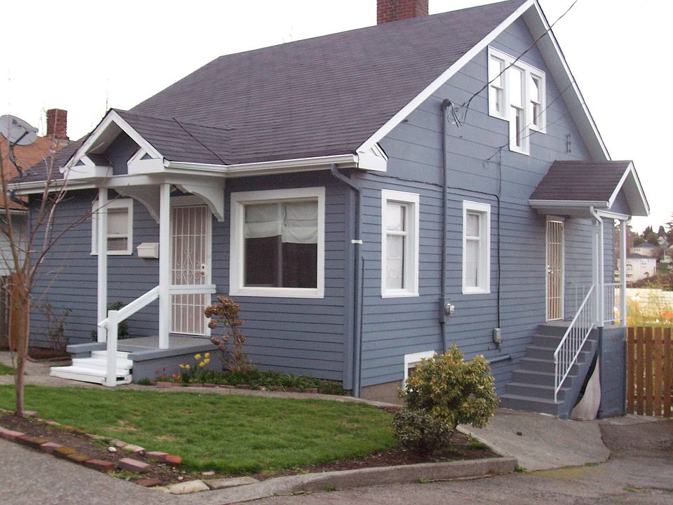 Hardi-Plank siding/Paint as of 7/06