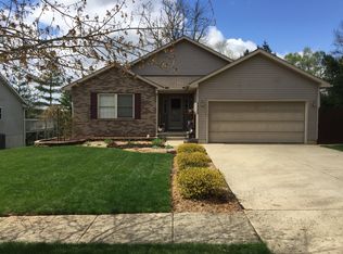5322 S White Pine Dr, Bloomington, IN 47403
