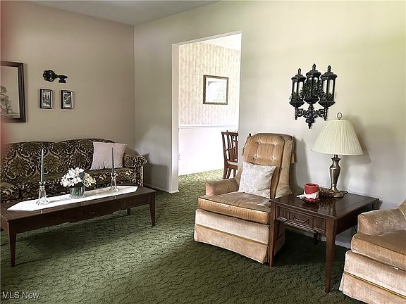 4th image of 4190 Aleesa Dr SE
