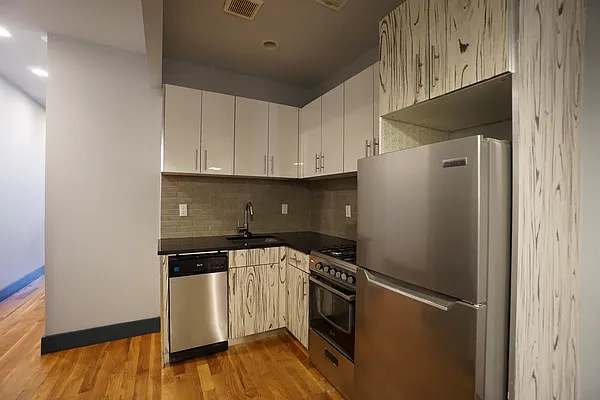 Rented by Rennit Inc. | media 23